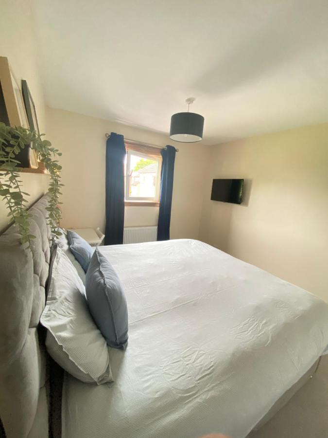 Cozy Bedroom In Shared Accommodation With Free Parking Edynburg Zewnętrze zdjęcie